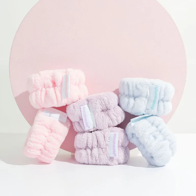 Brushworks Pastel Microfibre Wrist Wash Bands - 3 Pairs - 3