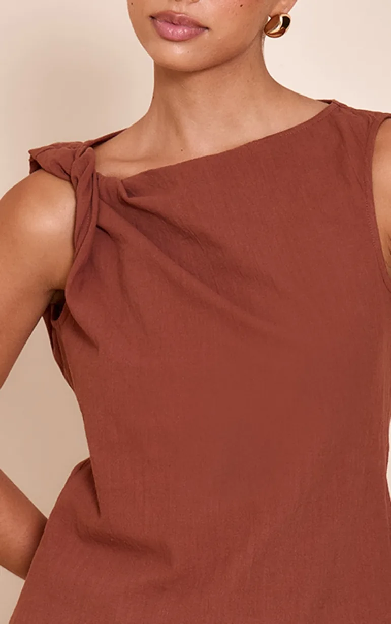 Chocolate Twist Detail Boxy Sleeveless Top - 3
