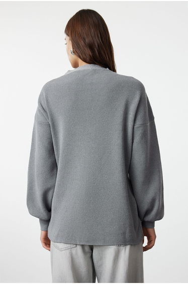 Gray V-Neck Knitwear Cardigan product thumbnail 4