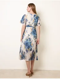 Crossover Pleated Print Dress - 3