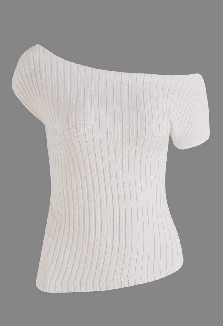 Short Sleeve Asymmetric Ribbed Knit Top in White for Office Wear & Brunch Dates - 3