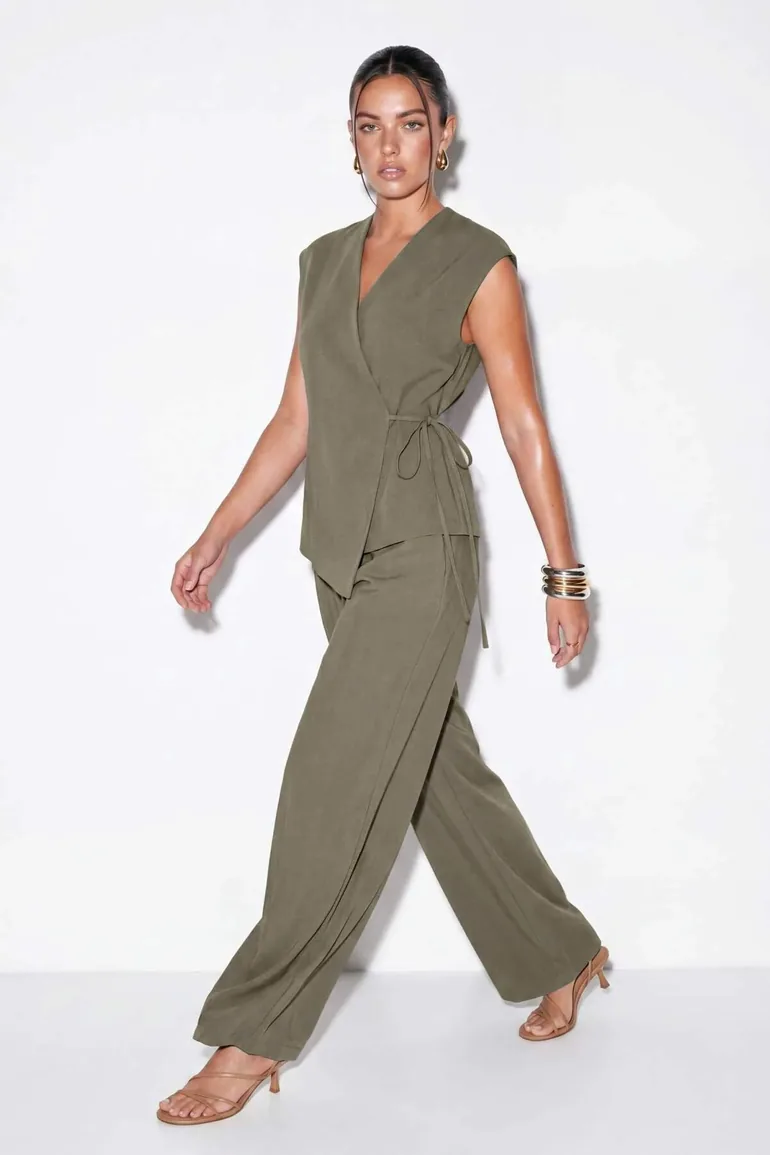 Khaki Kuruvaze Collar Belted Top Relaxed Cut Pants Bottom Top Set - 1