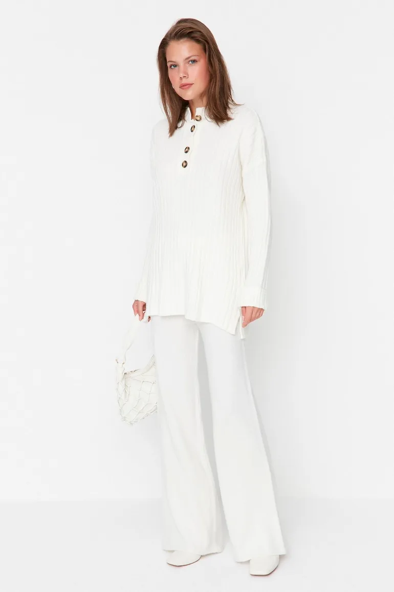 Sweater - Ecru - Relaxed fit