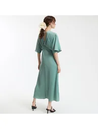 Flared Maxi Dress with V-Neck and Elbow-Length Sleeves - 3