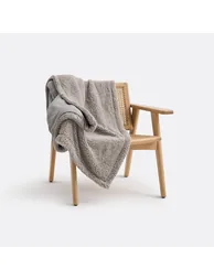 Maxine Throw in Fleece and Sherpa - 4