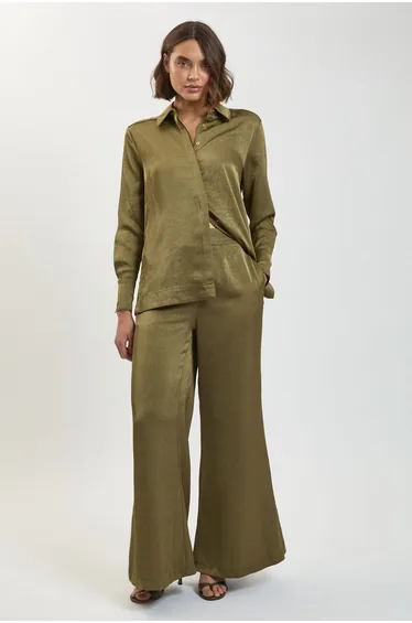 Hammered Satin Wide Leg Woven Trouser