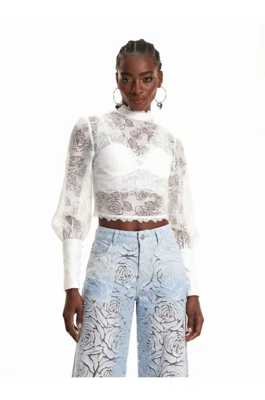 تيشيرت اينوفير دينيم قصير بطبعة أزهار بأكمام طويلة