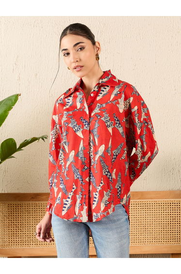 Red Shark Print Drop Hem Shirt
