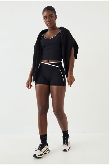 DSGN Studio Sculpt Wrap Waist Piping Detail Short - black