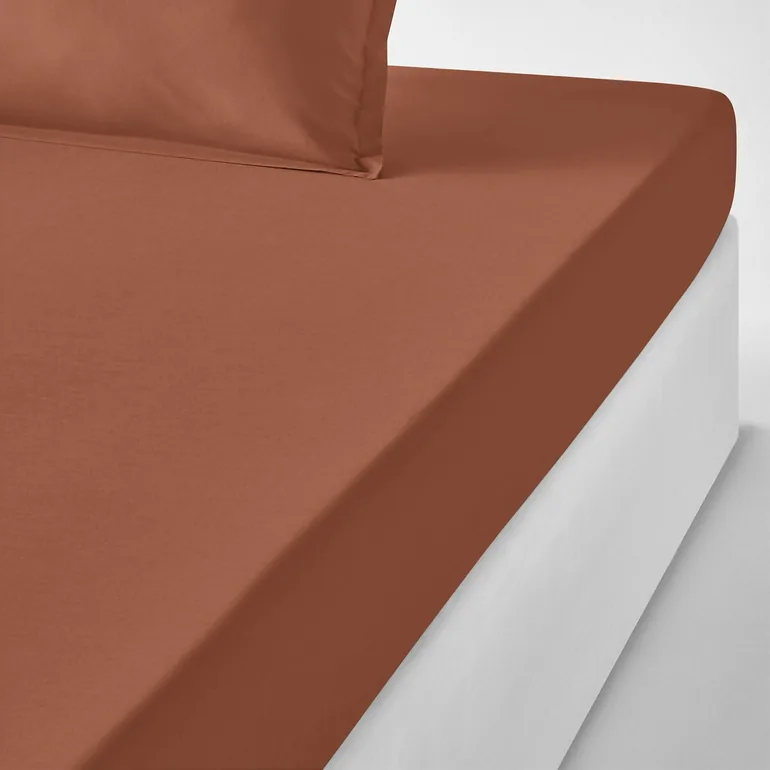 شرشف سرير قطن سادة بحواف مطاطية - 1