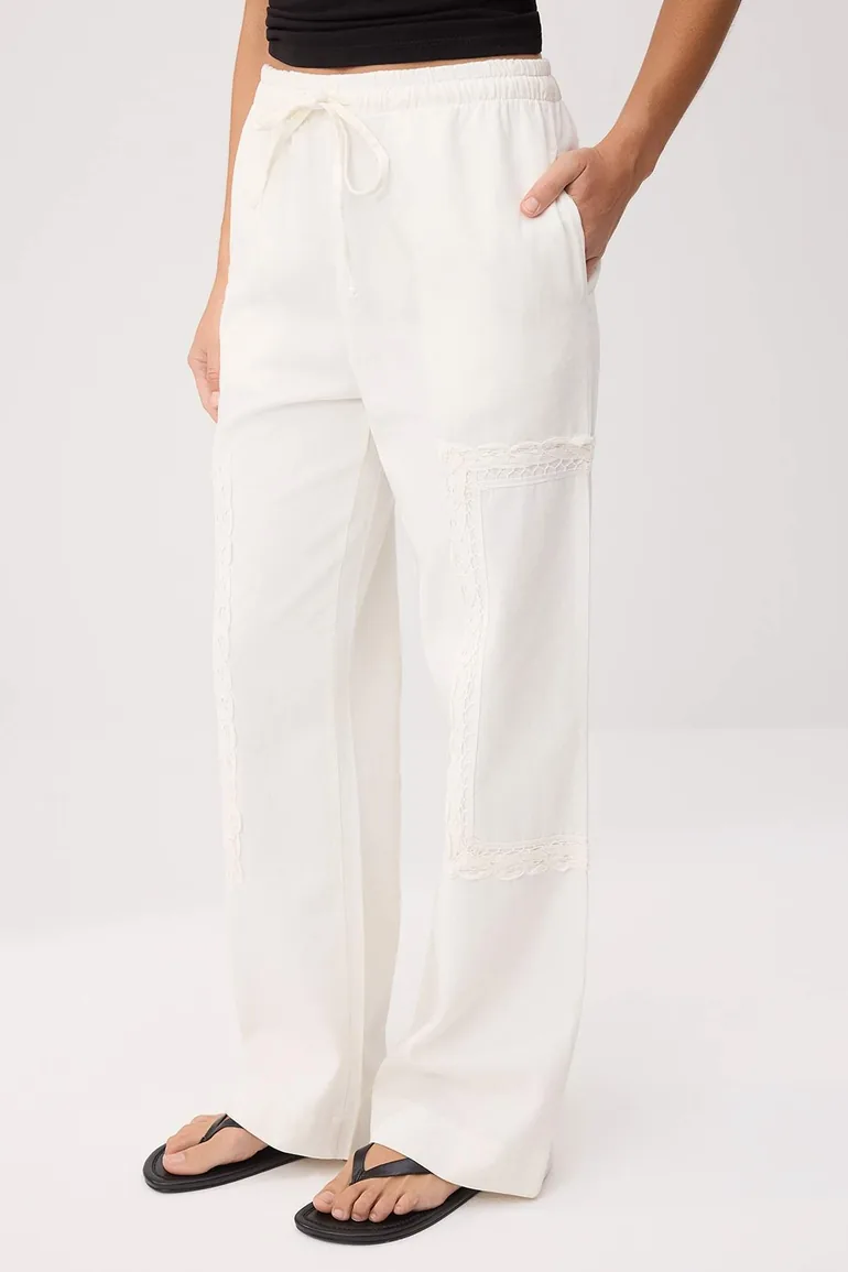 White Gabardine Cotton Lace Detailed Elastic Wide Leg Pants - 2