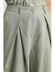 Womens Flowy Wide-Leg Pants  Solid Color with Front Pleats - 2