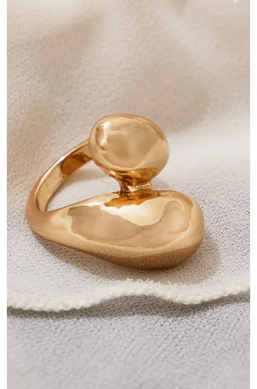 Gold Chunky Swirl Ring