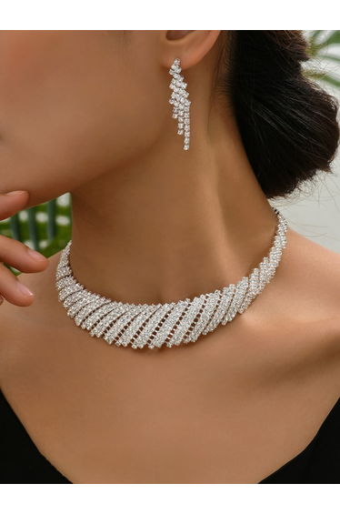2-Piece Rhinestone Embellished Necklace and Earrings Jewelry Set