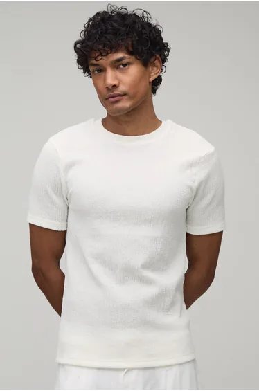 Muscle Fit Crinkle Textured T-shirt - ecru