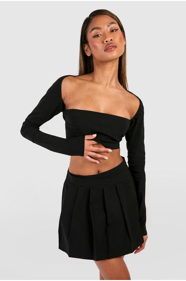 Square Neck Crop & Pleated Skirt - black