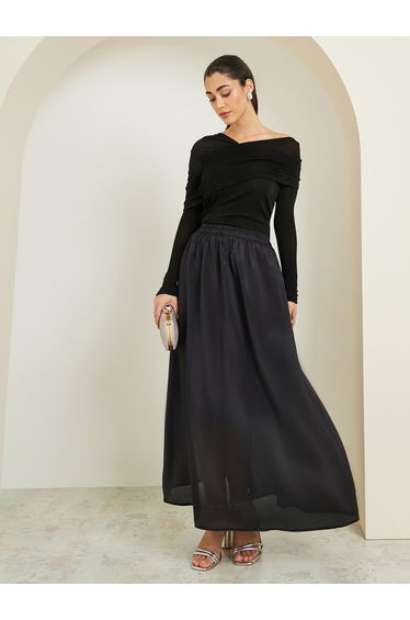 Black Solid A-Line Maxi Skirt