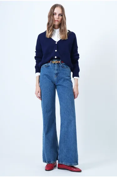 Women's Navy Blue V-Neck Double Pocket Knit Cardigan