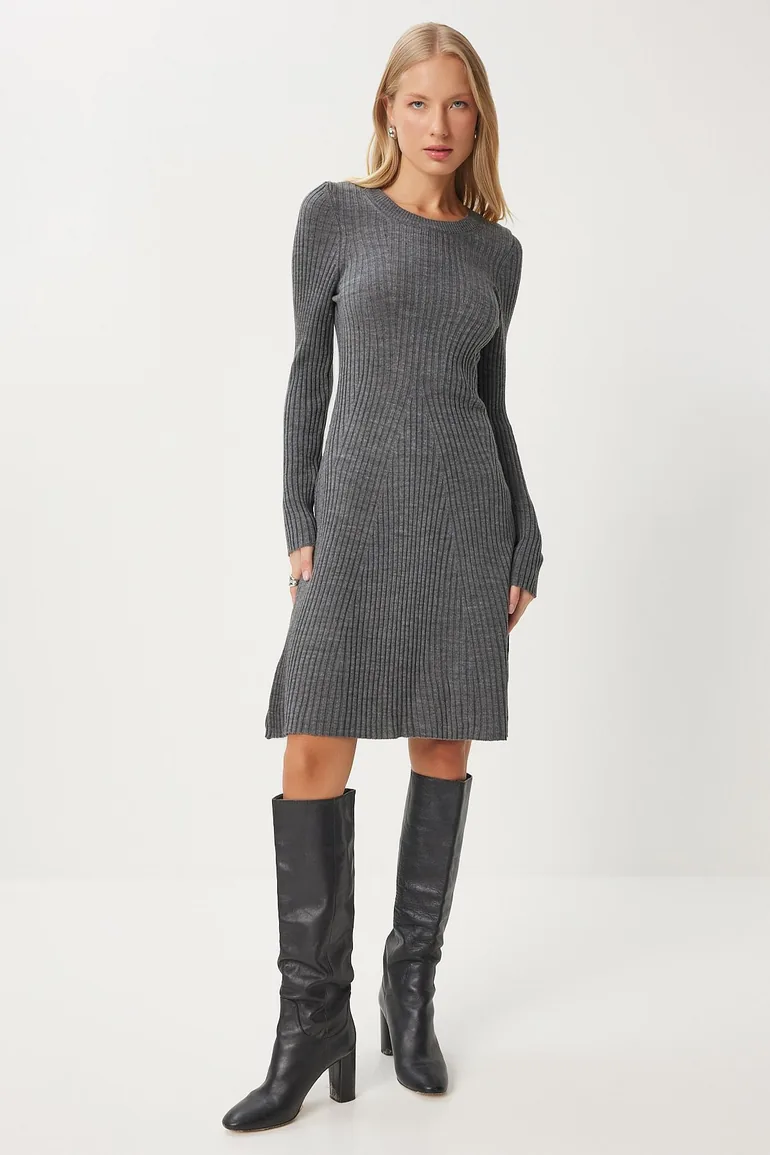 Women's Gray Crew Neck Ribbed Knit Dress