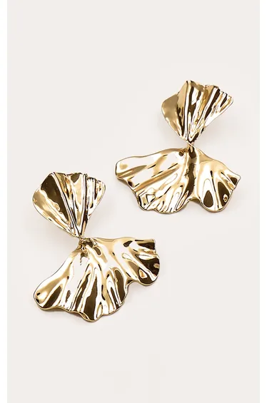 أقراط بريتي ليتل ثينق باللون الذهبي