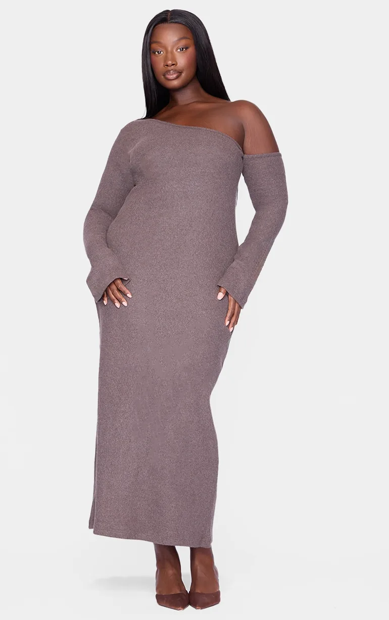 Shop Plus Chocolate Heavy Brushed Asymmetric Ruched Maxi Dress  Prettylittlething Online in Oman