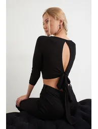 Women's Black Low-Cut Collar Crop Top - 2