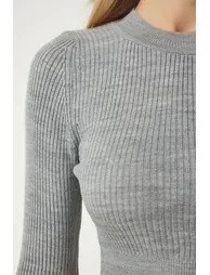 Women's Gray Ribbed Knitwear Crop Skirt Suit - 5