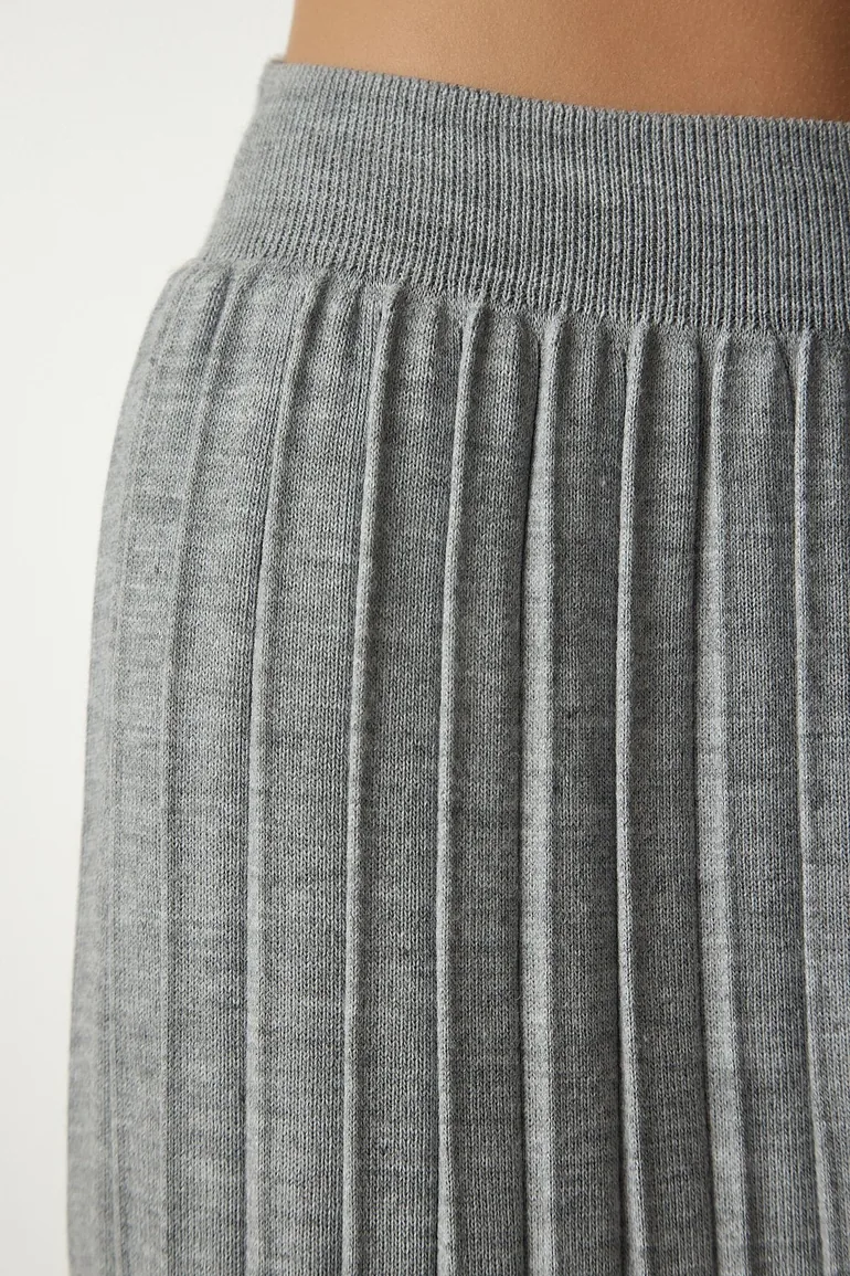 Women's Gray Ribbed Knitwear Crop Skirt Suit - 7