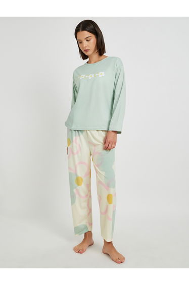 Printed Long Sleeve T-Shirt with Bra and Pyjama Set
