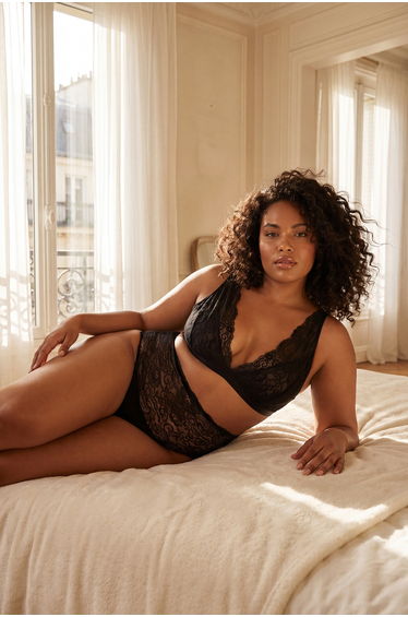Black Lace Piece Plus Size Underwear Set