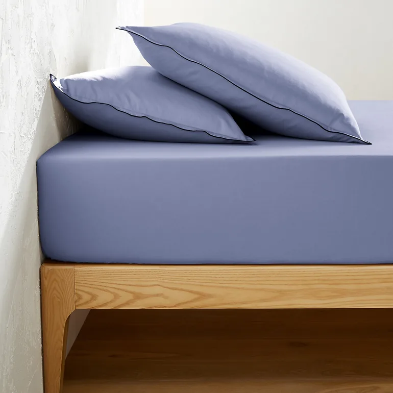 شرشف سرير قطن ساتان مغسول سادة بحواف مطاطية - 1