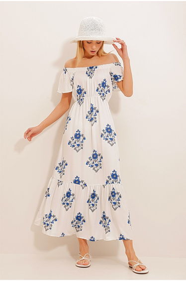 Women's White Madonna Collar Woven Viscose Dress