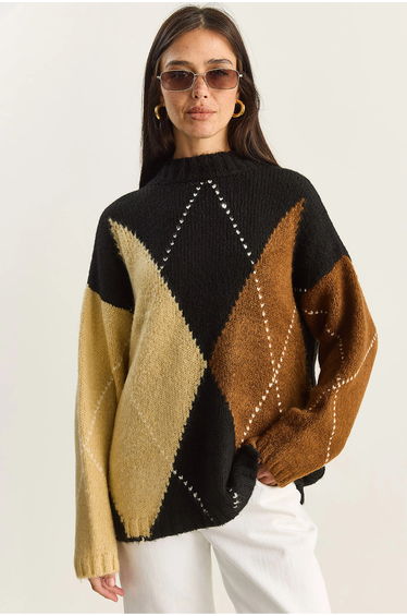 LUCCI Oversized Knitted Diamond Pattern Sweater