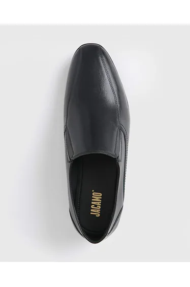 حذاء جلد - قالب عريض