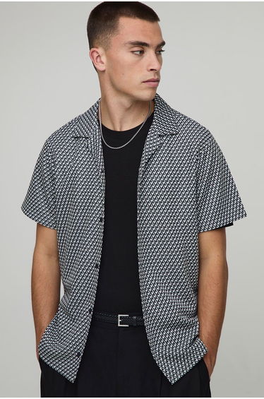 Slim Short Sleeve Geo Shirt - black