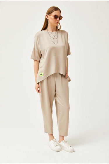 Women's Stone Asymmetrical Blouse Soft Textured Bottom Top Crystal Suit