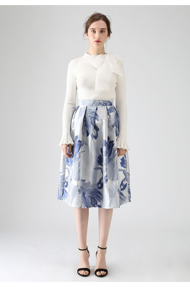 Fancy with Bowknot Knit Top in White