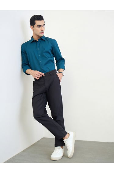 Men Regular Fit Solid Shirt