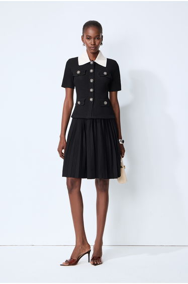 Simple Look Black Contrast Collar Knit Top & Pleated Skirt Set