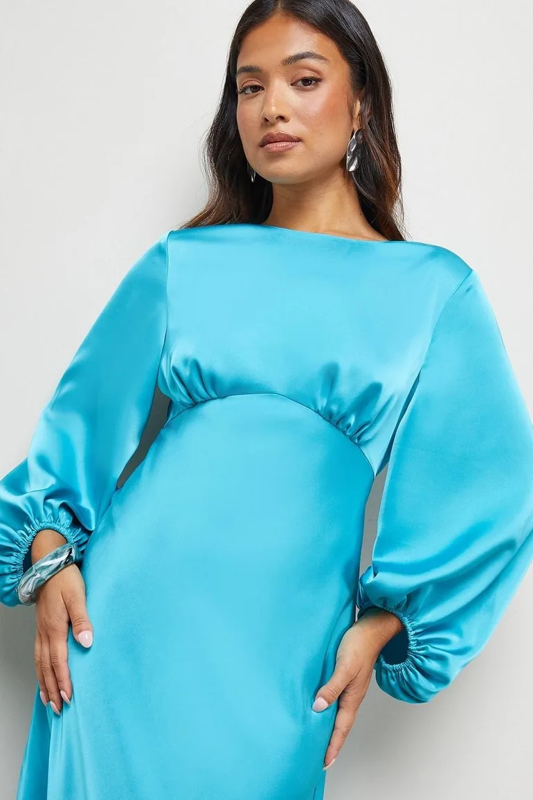 Petite Satin Boho Sleeve Crew Neck Bias Midi Dress Oasis Blue : Dresses :  VogaCloset Iraq