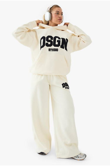 DSGN Studio Towelling Applique Straight Leg Jogger