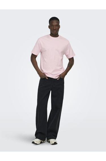 Organic Cotton T-Shirt in Loose Fit with Crew Neck