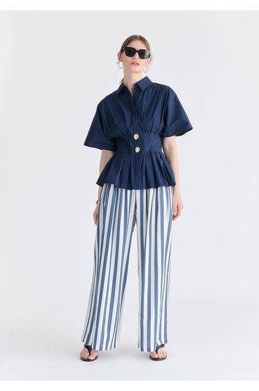Front Pleats Detail Wide Leg Trousers