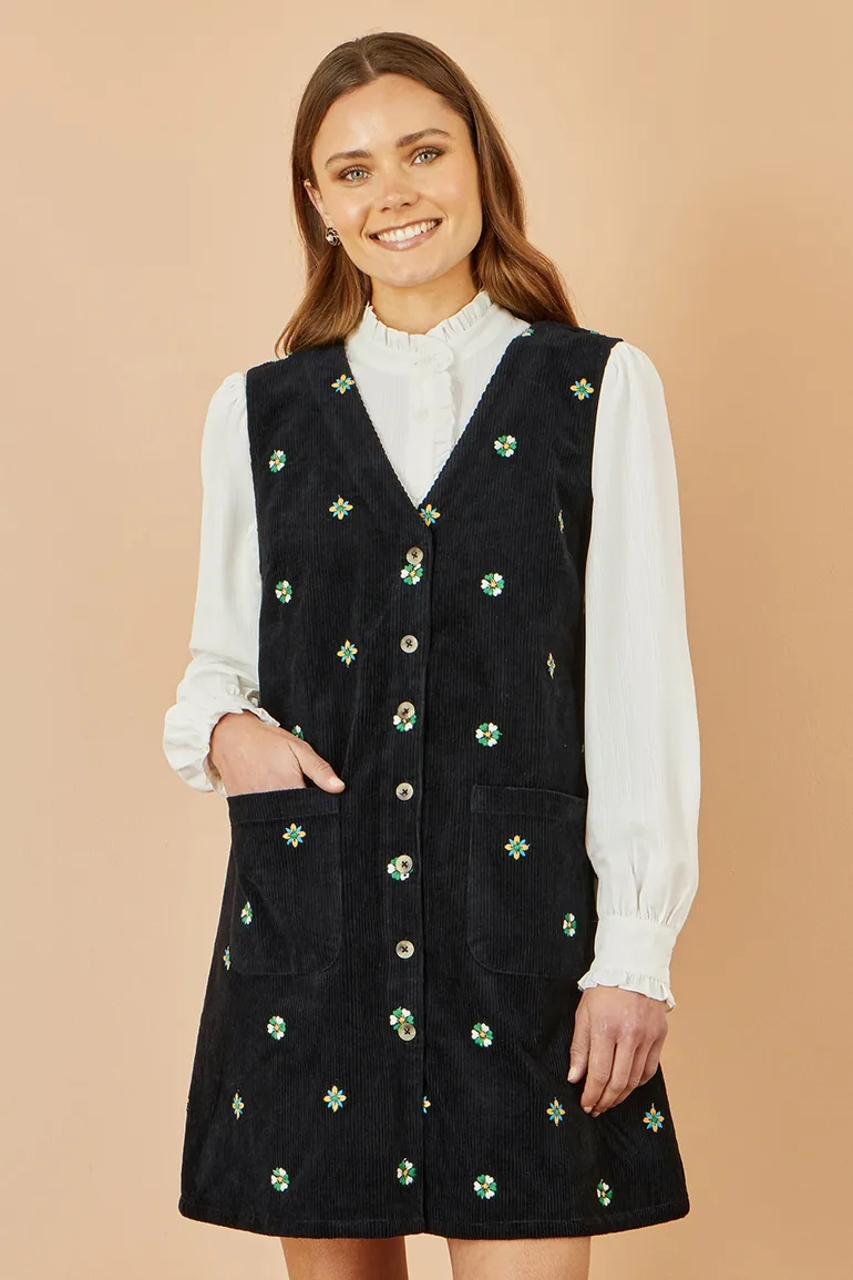 Yumi Black Flower Embroidered Button Up Pinafore Dress - 5
