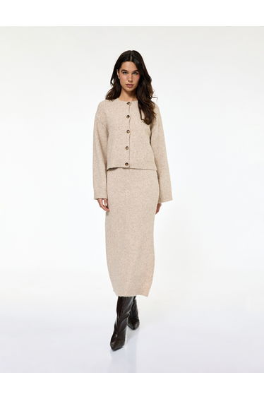 Long Sleeved Beige Buttoned Cardigan