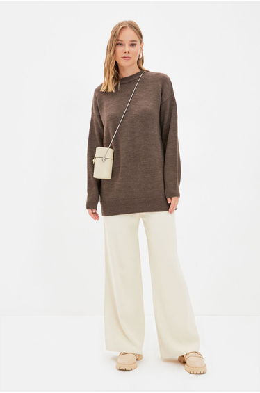 Brown Stand-Up Collar Knitwear Sweater