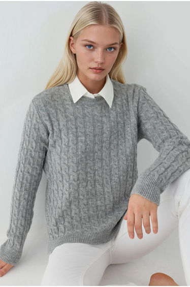 Thick Hair Braid Knit Sweater with Crew Neck