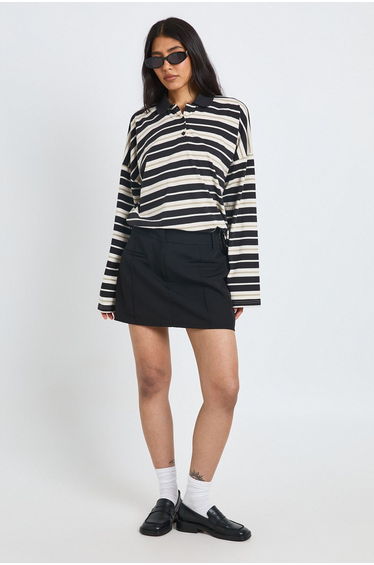 Tall Seam Detail Fitted Skort - black