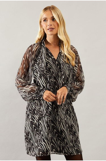Petite Mono Animal Tie Neck Shift Dress