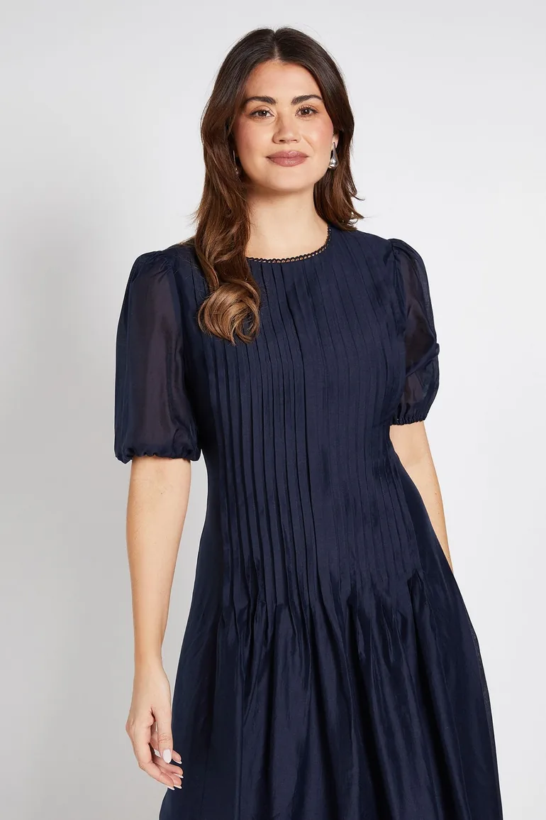 فستان ميدي بدرزات بارزة - 1